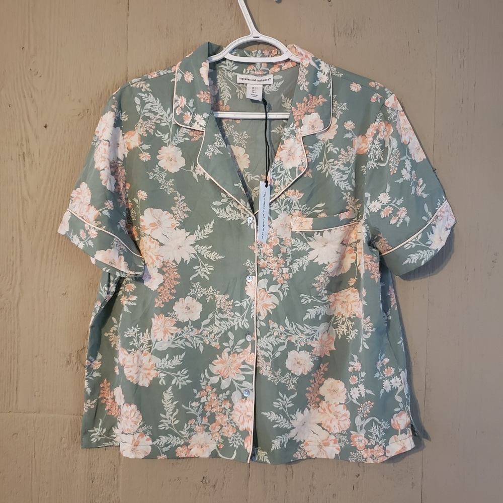 Cupcakes And Cashmere Floral Green Pajama Button Short Sleeve Top Size Large NWT